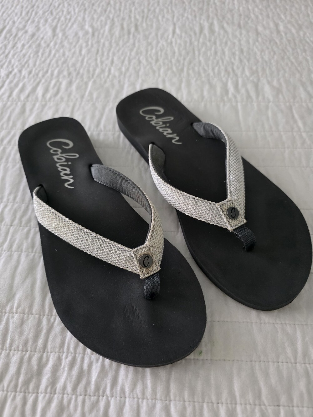 Cobian Prov 3:5-6 Women’s Black Flip Flop Sandals with Cream Sparkle Straps - Picture 9 of 12